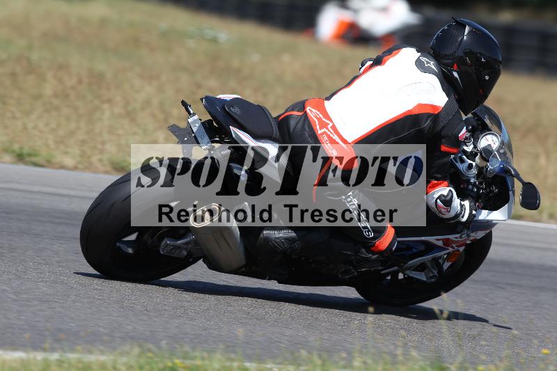 Archiv-2022/40 18.07.2022 Plüss Moto Sport ADR/Freies Fahren/backside